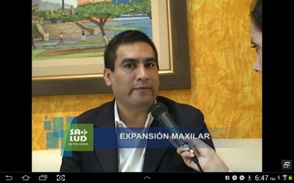 Entrevista en el programa "Salud en tus Manos" sobre el tema Disyunción Maxilar